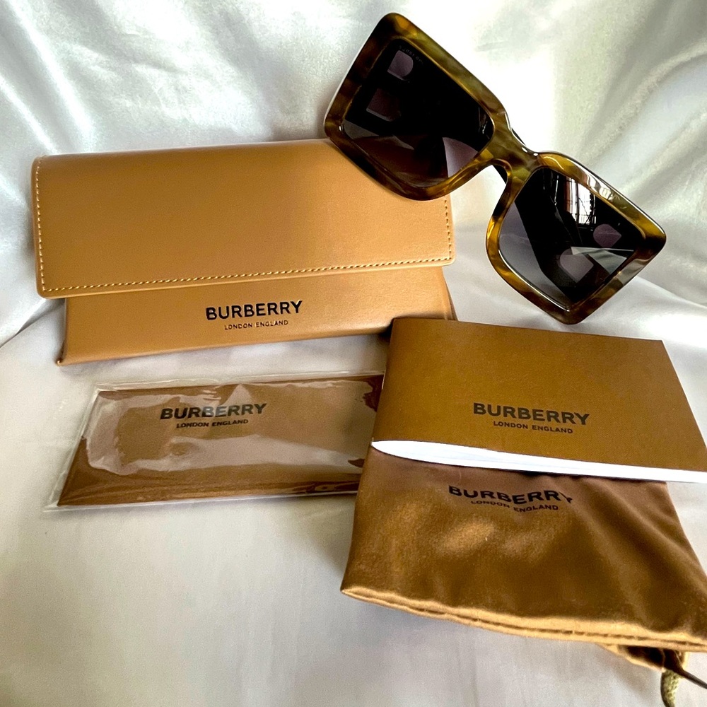 Burberry Frith Sunglasses